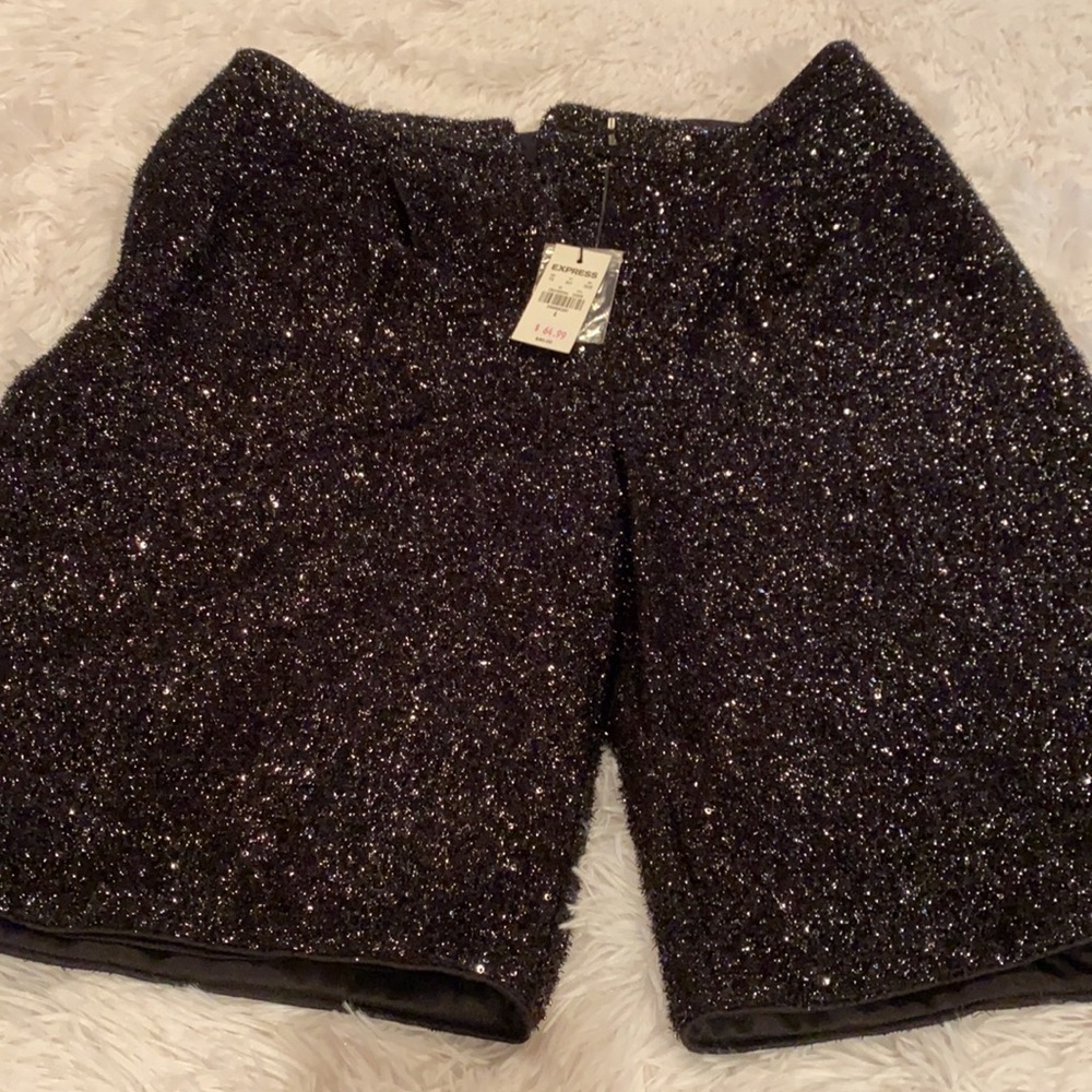 Express Shorts.